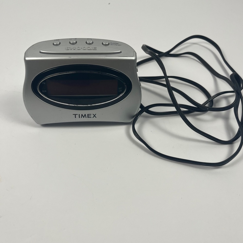 Timex T101NS Extra Loud Digital Alarm Clock Silver Red LED Battery Backup Bedsid